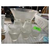 VTG FEDERAL GLASS NORSE FINE RIBBED PUNCHBOWL SET