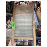 ANTIQUE WASHBOARD WASH BOARD