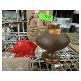 VINTAGE FOOTBALL TABLE LIGHTER & RAZORBACKS FIGURE
