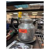 VINTAGE COFFEE POT / KETTLE