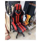 RED & BLACK GAMING CHAIR