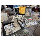 LOT OF VINTAGE & ANTIQUE PHOTOGRAPHS