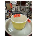 VINTAGE MCKEE GLASS BOWL