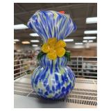ART GLASS VASE