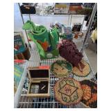 LARGE LOT OF VINTAGE ITEMS