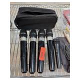 LOT OF PYLE MICROPHONES