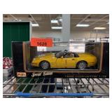 MAISTO 1996 CHEVROLET CORVETTE CONVERTIBLE CAR