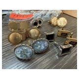 LOT OF CUFFLINKS CUFF LINKS