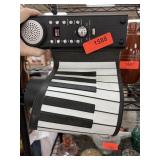 DIGITAL ROLL UP KEYBOARD MAT & QUARTZ METRONOME