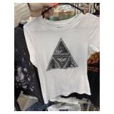 LEGEND OF ZELDA SHIRT SZ XL