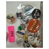 LARGE LOT OF MIXED VINTAGE POLITICAL BUTTONS