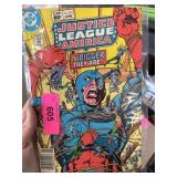 JUSTICE LEAGUE OF AMERICA 215 COMIC BOOK