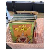 LOT OF COMIC BOOKS & GRAPHIC NOVELS
