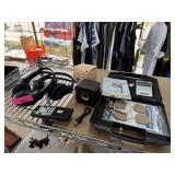 LOT OF MIXED ELECTRONICS SPEAKER HEADPHONES TENS