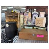 LOT OF WINE BOXES / CIGAR BOX