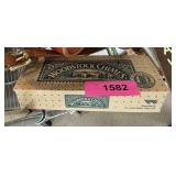 WOODSTOCK CHIMES HAND CHIME