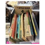 LOT OF VINTAGE CHILDREN