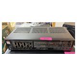 FISHER INTEGRATED STEREO AMPLIFIER CA 225A
