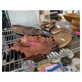 LOT OF WOOD PLATES / TRAYS