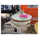 VINTAGE CERAMIC JAPANESE ROUND LIDDED BOX