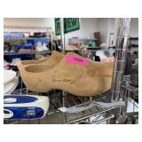 2PC LARGE WOOD CLOGS / DUTCH SHOES