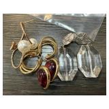 LOT OF 4 PAIRS OF VINTAGE EARRINGS