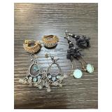 LOT OF 4 PAIRS OF VINTAGE EARRINGS
