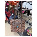 COACH PURSE NOTE