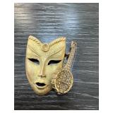 2PC VINTAGE BROOCHES