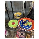 LOT OF COLORFUL DISHES BOWLS / PLATES ETC LOT OF COLORFUL DISHES BOWLS / PLATES ETC