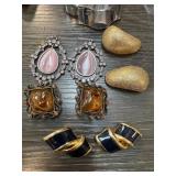 LOT OF 4 PAIRS OF EARRINGS LOT OF 4 PAIRS OF EARRINGS