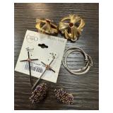 LOT OF 4 PAIRS OF EARRINGS LOT OF 4 PAIRS OF EARRINGS