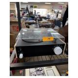 RECORD PLAYER / TURNTABLE RECORD PLAYER / TURNTABLE