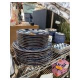 PRETTY BLUE & WHITE DISHES SET NAPA HOME GARDEN PRETTY BLUE & WHITE DISHES SET NAPA HOME GARDEN