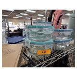 LOT OF STORAGE CONTAINERS LOT OF STORAGE CONTAINERS