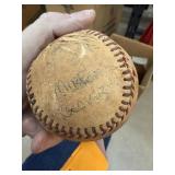 AUTOGRAPHED BASEBALL AUTOGRAPHED BASEBALL