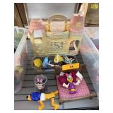LOT OF MIXED TOYS / DISNEY & MORE LOT OF MIXED TOYS / DISNEY & MORE