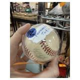 FERNANDO TATIS AUTOGRAPHED BASEBALL FERNANDO TATIS AUTOGRAPHED BASEBALL