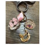 LOT OF RINGS / EARRINGS LOT OF RINGS / EARRINGS