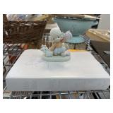 PRECIOUS MOMENTS FIGURINE & BIBLE PRECIOUS MOMENTS FIGURINE & BIBLE