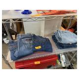 LOT OF JEANS VINTAGE JORDACHE MORE LOT OF JEANS VINTAGE JORDACHE MORE