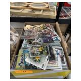 VERY LARGE LOT OF MIXED SPORTS CARDS VERY LARGE LOT OF MIXED SPORTS CARDS