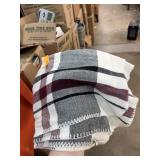 NICE MUDPIE MUD PIE BLANKET / SHAWL NICE MUDPIE MUD PIE BLANKET / SHAWL