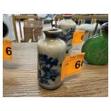 HINESE POTTERY VASE