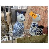 2PC PORCELAIN CATS
