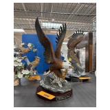 PORCELAIN BIRD FIGURINE EAGLE