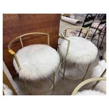 2PC FURRY STOOLS