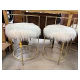 2PC FURRY STOOLS