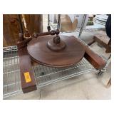 VINTAGE WOOD YARN SPINNING WHEEL SEE BOTH PICS