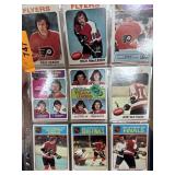LOT OF VINTAGE HOCKEY CARDS